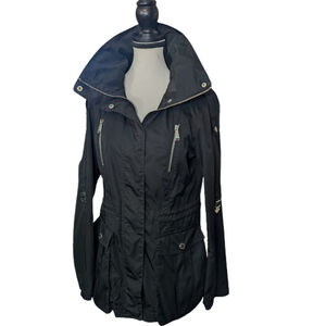 Black Utility Hooded Jacket Urban Modern Streetwear Rain Layer | BCBGeneration S